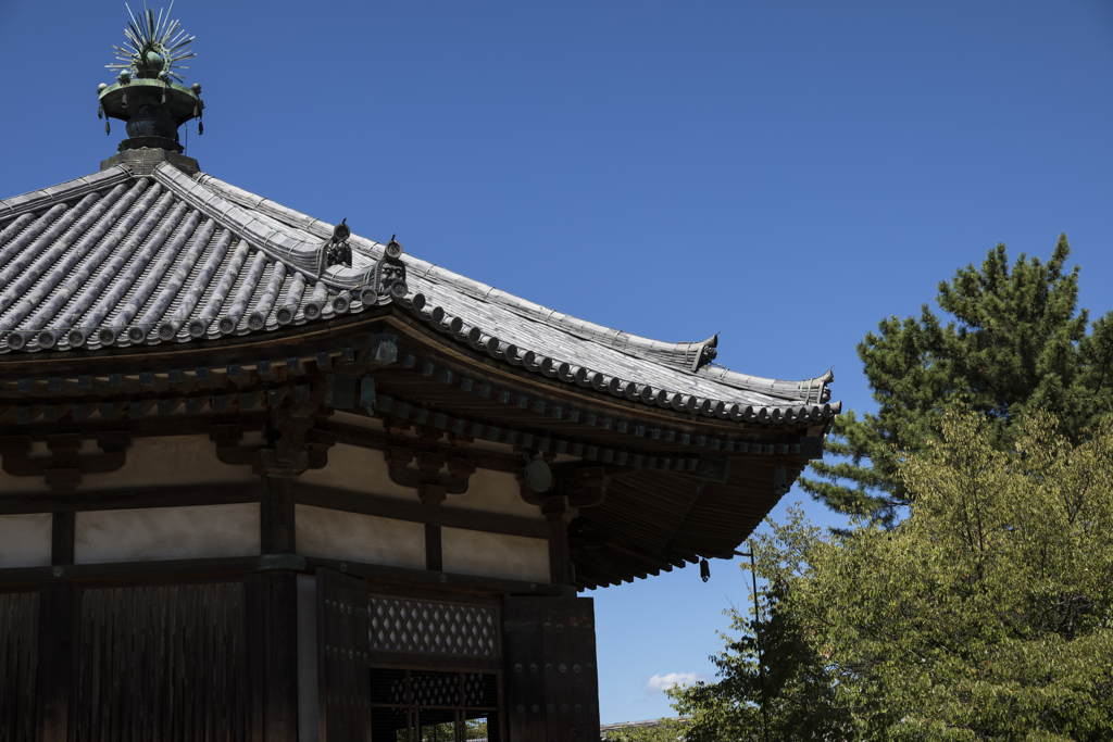 法隆寺にて