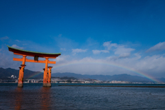 厳島神社にて