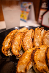 餃子に溺れる夜