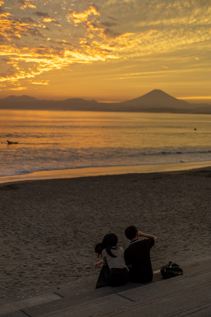 夕暮れの語らい