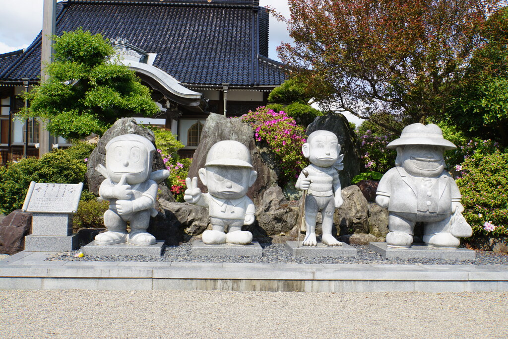 藤子不二雄先生の生家前で