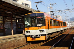 これから紅葉のトンネルへ