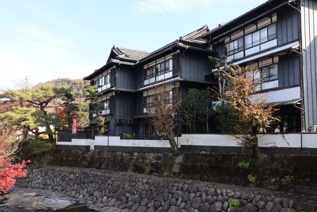 文豪が愛した宿