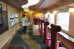 花嫁のれん車内