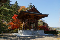 紅葉の鐘突き台