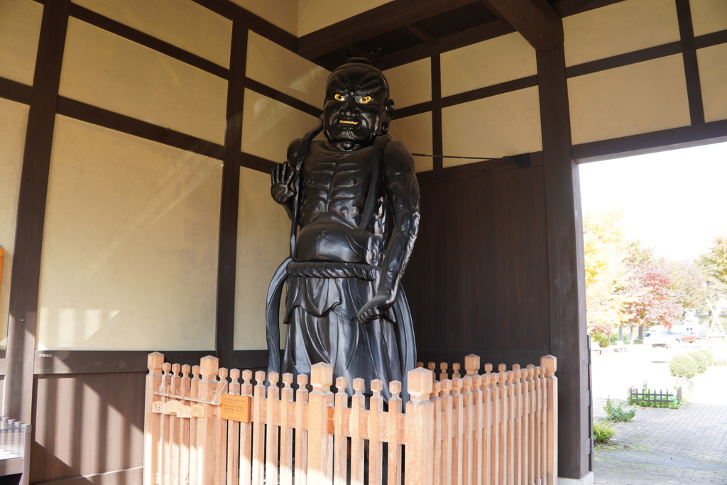 善光寺旧仁王像１