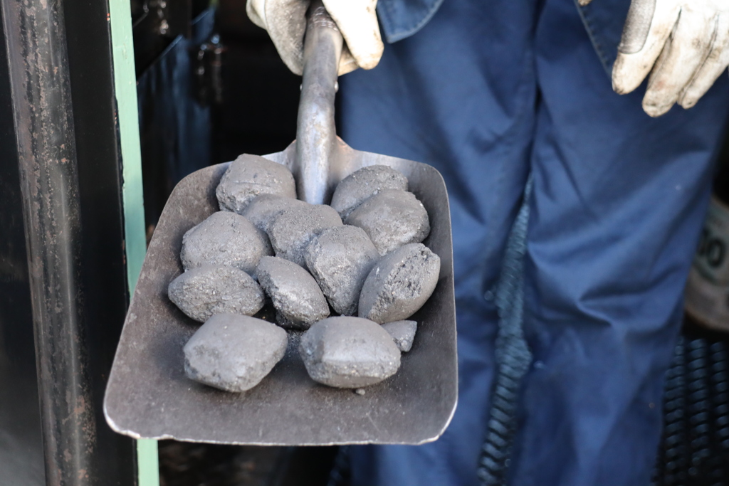 SLのエネルギー、豆炭