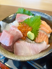 海鮮丼