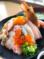 海鮮丼