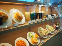新しい喫茶店にて
