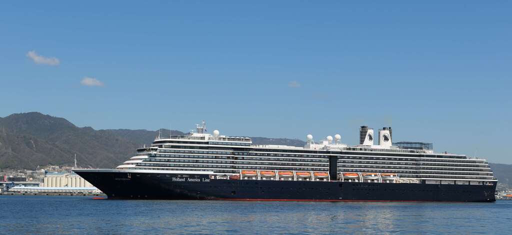 「黒船」来る♪