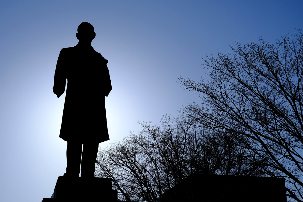 黒田清輝像・大通公園