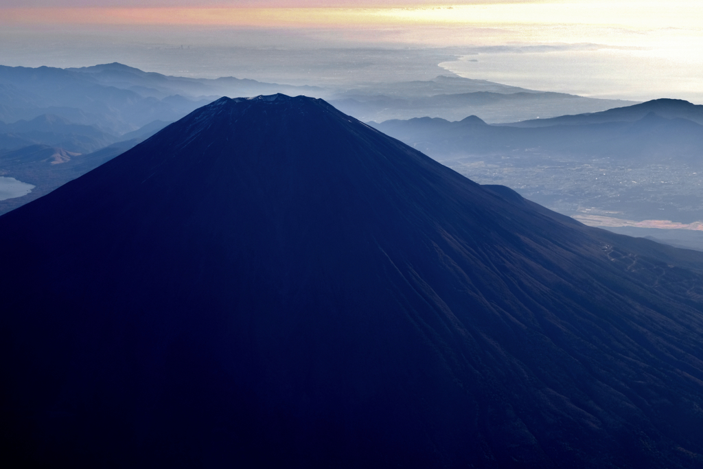 富士山越しの駿河湾