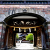 尾山神社・神門と本殿