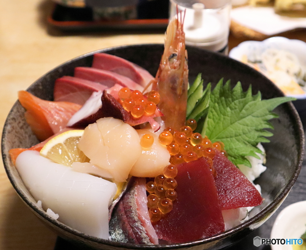 海鮮丼