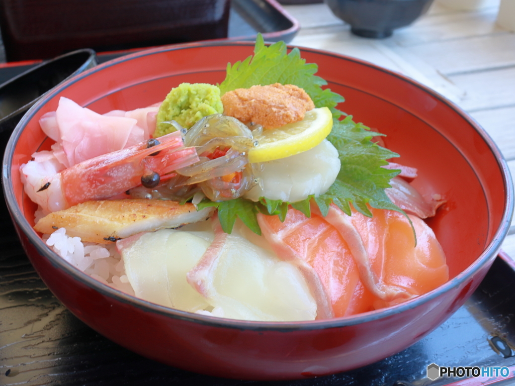 海鮮丼