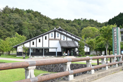 コウノトリの郷公園　コウノトリ文化館