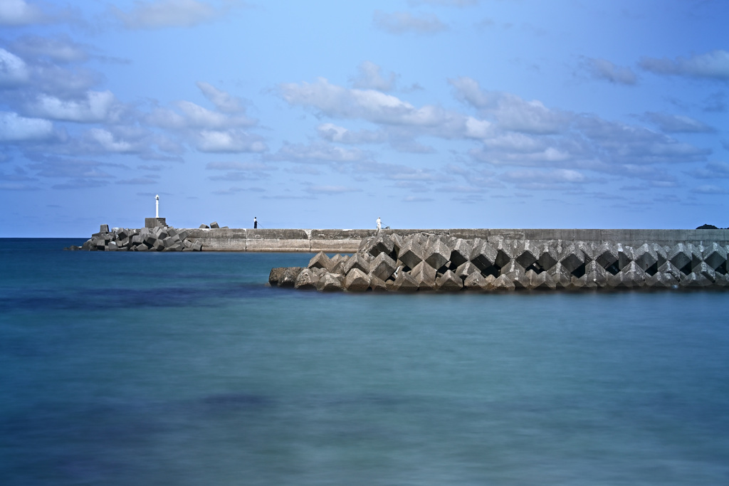 中浜漁港　防波堤