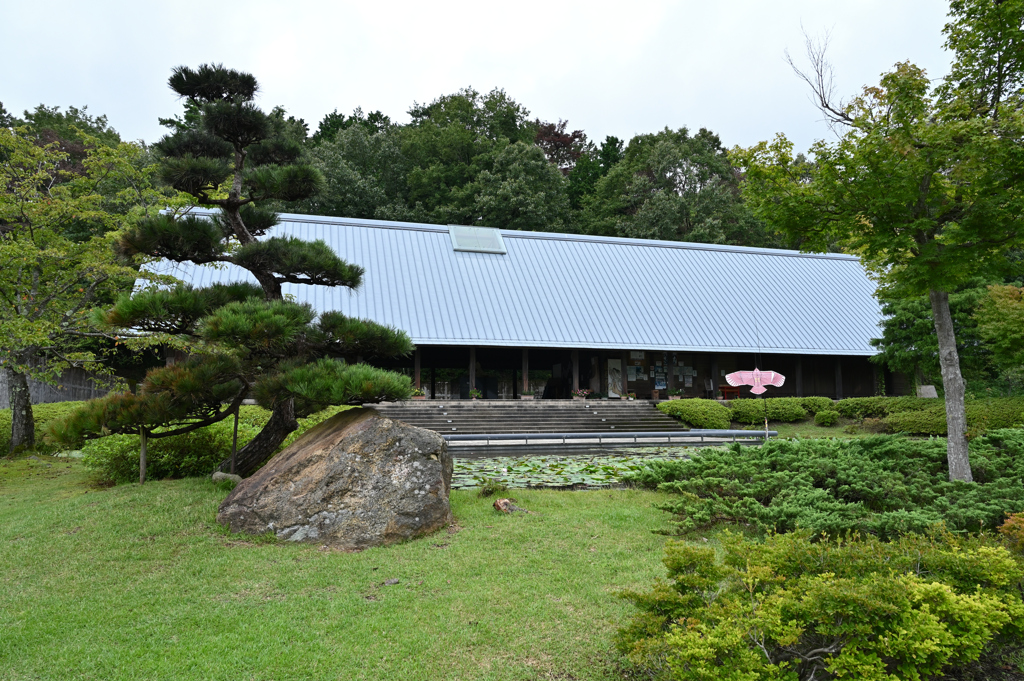 小町公園「小町の舎」