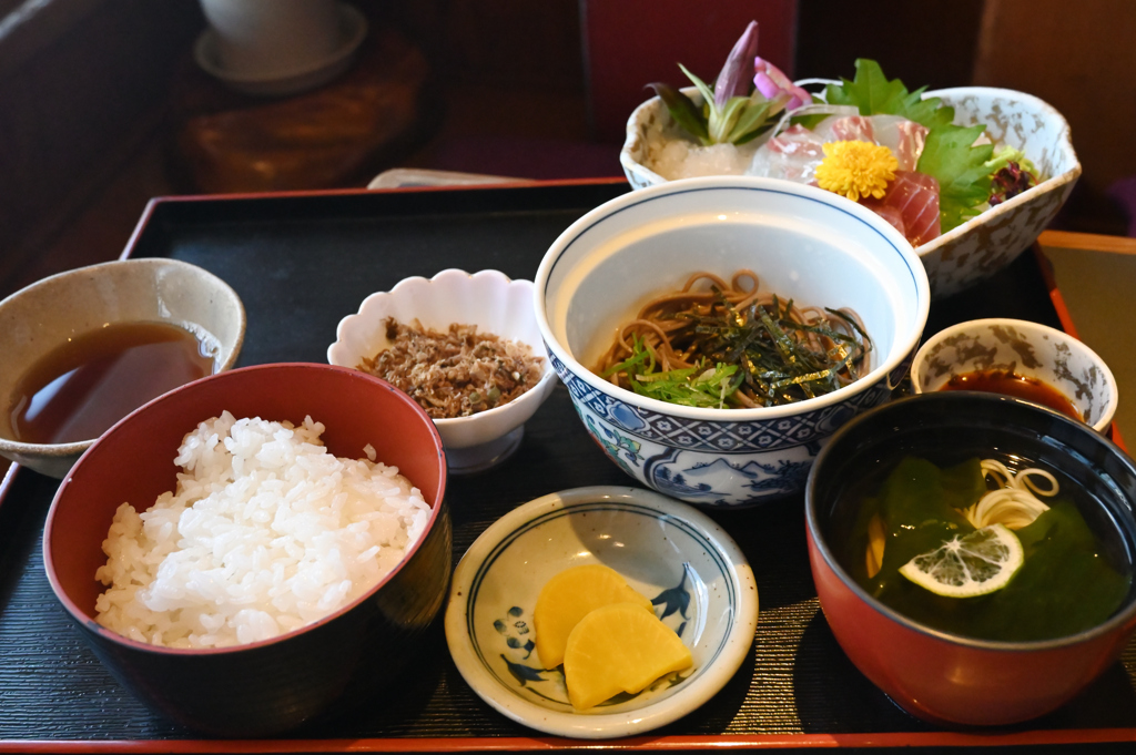 今日の昼御飯　サービスランチ