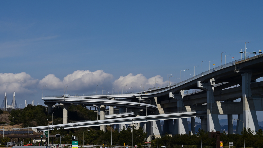 瀬戸大橋与島　ループ橋