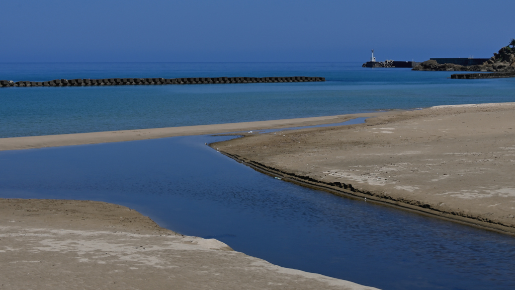夕日ヶ浦海岸　河口