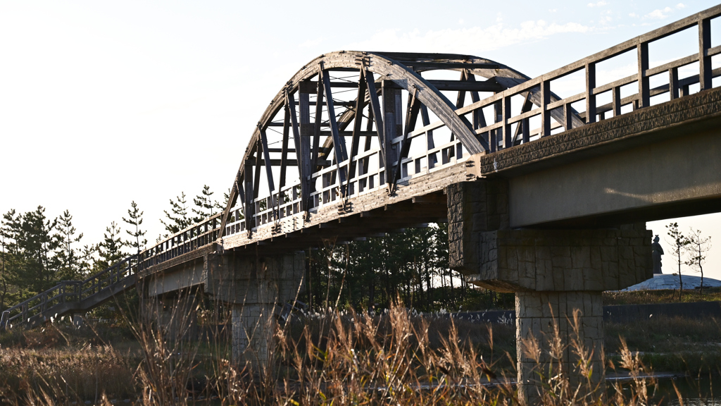 てんきてんき橋　下から