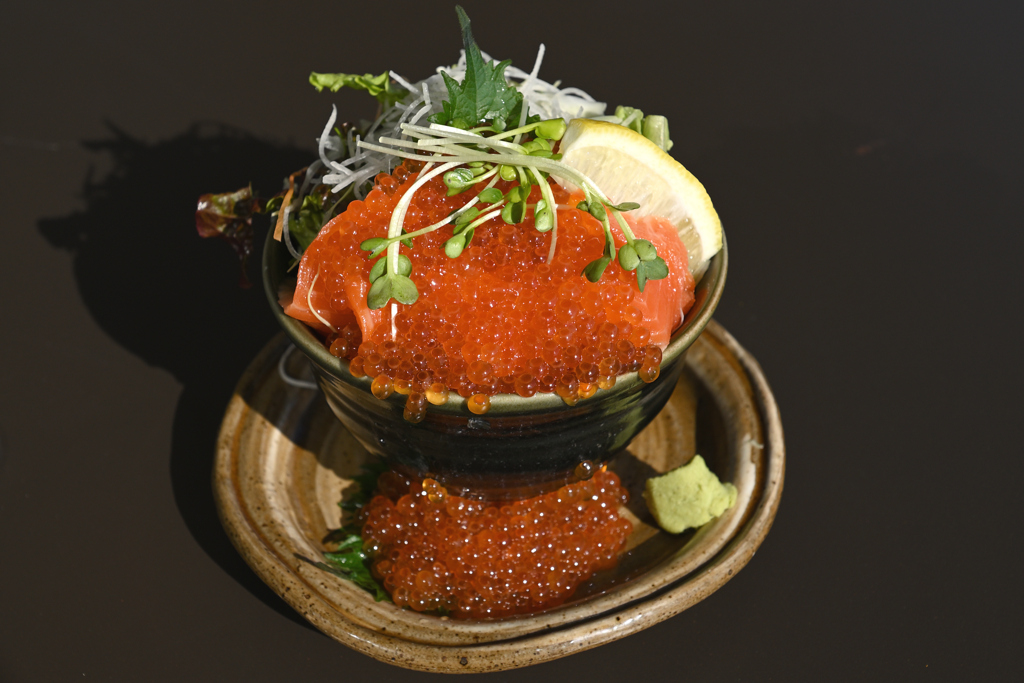 サーモンイクラ丼