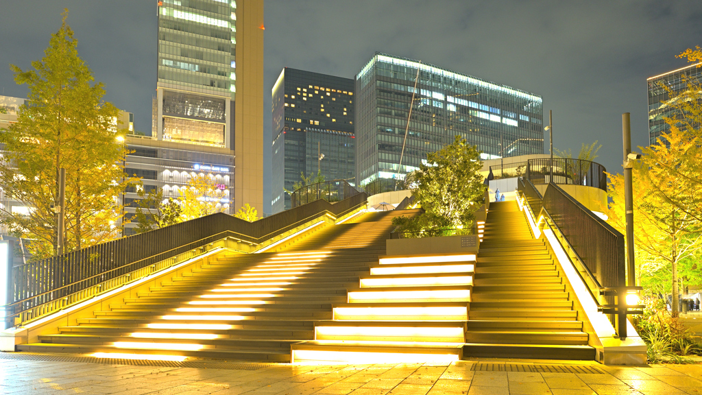 ウメキタ公園の階段