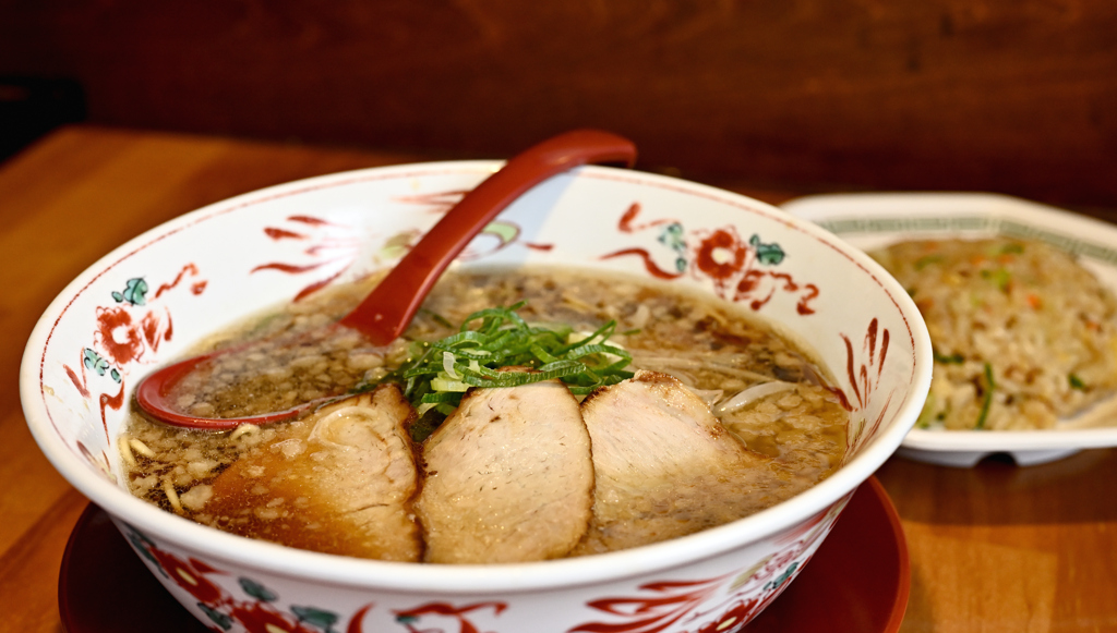 豚骨醤油ラーメン