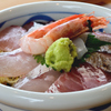 昼御飯は　海鮮丼