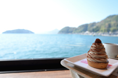 いい景色を眺めながらモンブラン