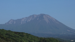 遠くに霞む大山