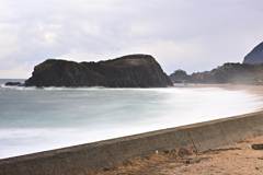 立岩