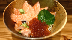 サーモン丼 サーモン丼