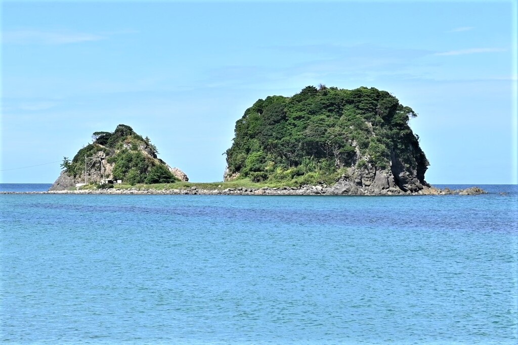 通称「たこ焼岩」