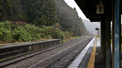 雨の東雲駅