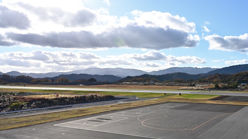但馬空港 見学してきました。①滑走路