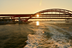 神戸港の夕景　神戸大橋