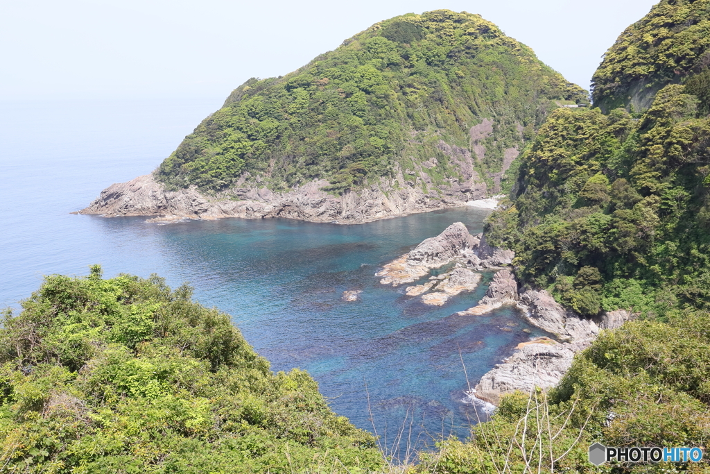 コバルトブルーの海岸