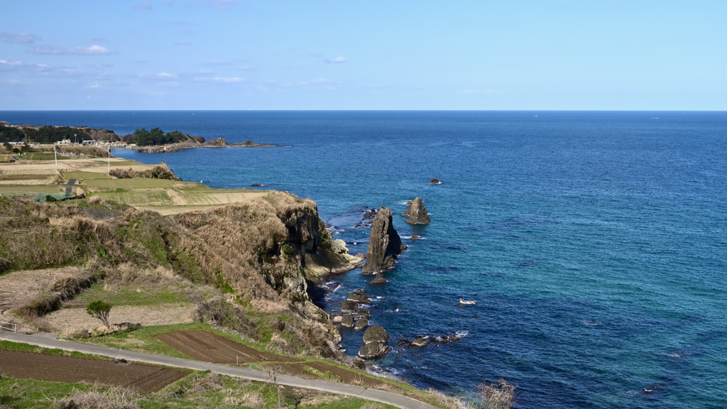 屛風岩と水平線