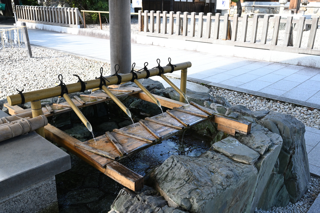 元伊勢籠神社　手水舎