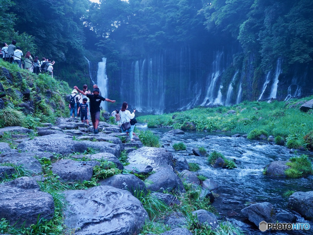 白糸の滝にて