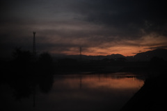 静寂の夜明け