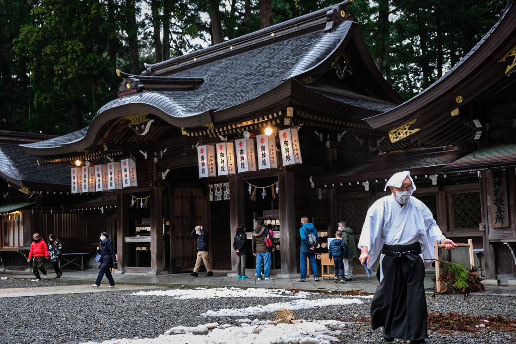 弥彦神社の大晦日