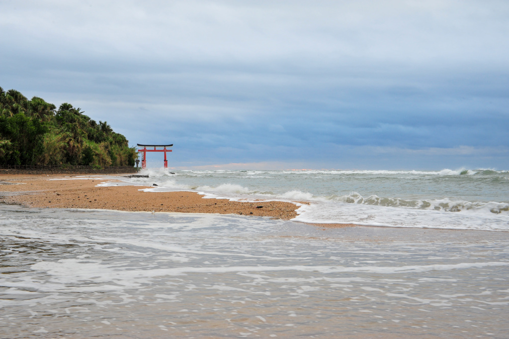 曇天の青島神社