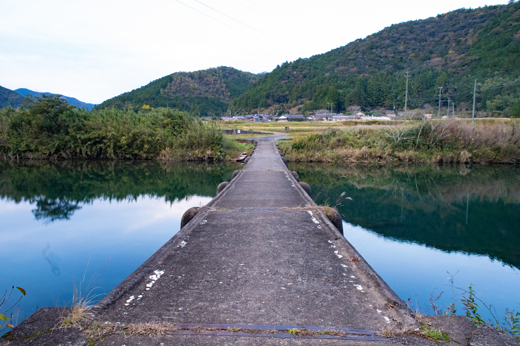 【四万十川の風景 8　一斗俵沈下橋】