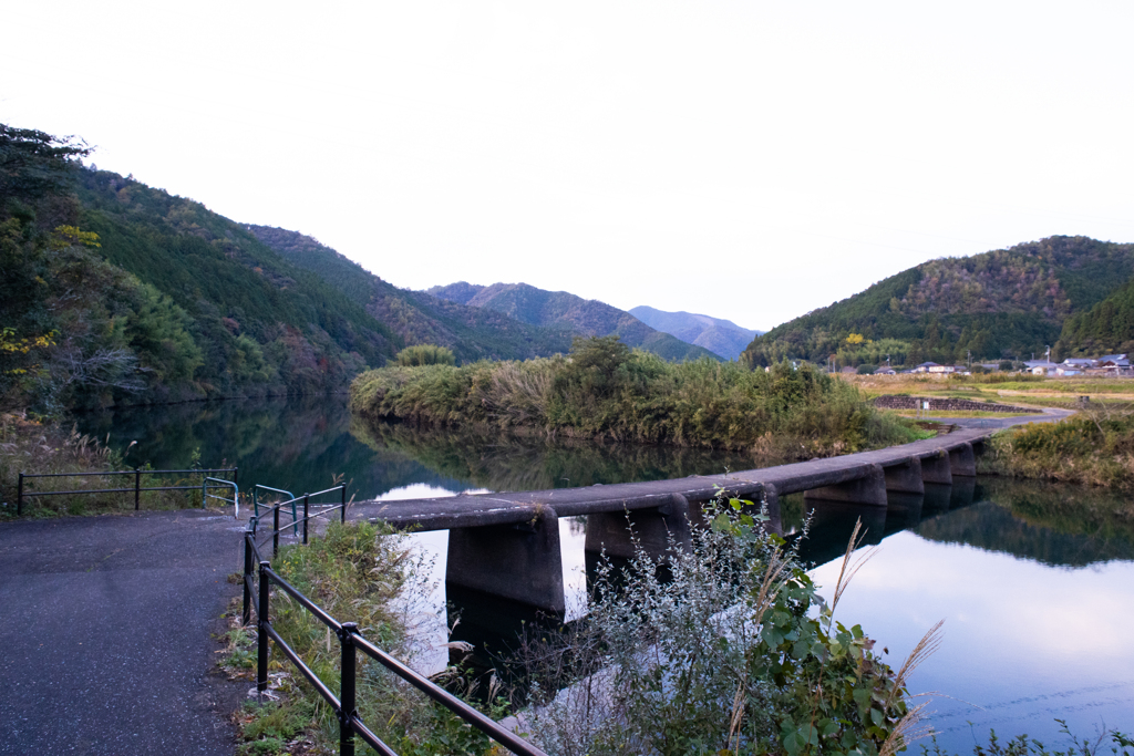 【四万十川の風景 7　一斗俵沈下橋】