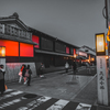変な色の京都