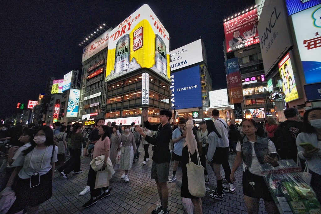 コロナはどこ行ったんや、大阪の熱狂